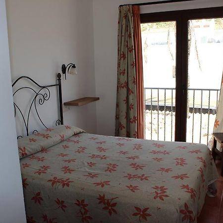 Hostal Jadraza Zahara de los Atunes Buitenkant foto